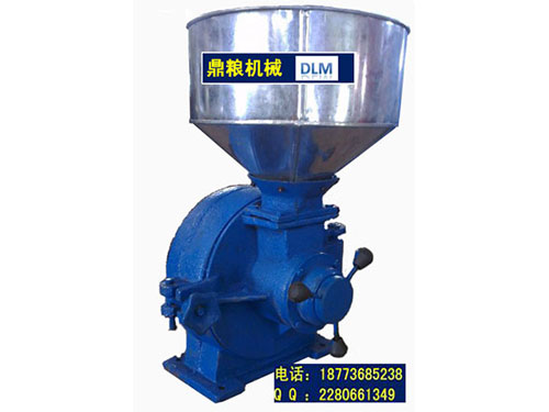 30型磨片式粉碎機(jī)、磨粉機(jī)磨粉機(jī)，磨片式，產(chǎn)量達(dá)1000公斤時(shí),粗細(xì)可調(diào)